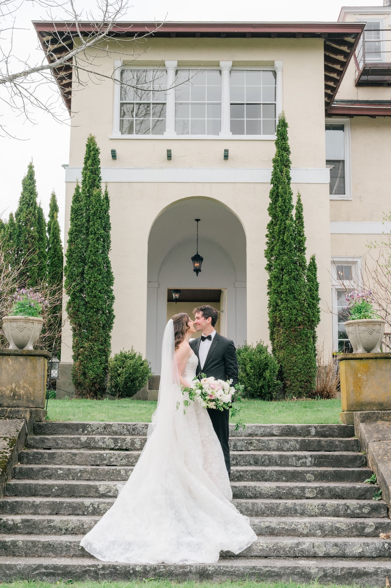 Mitch and Miranda nuzzle noses at Aldworth Manor.