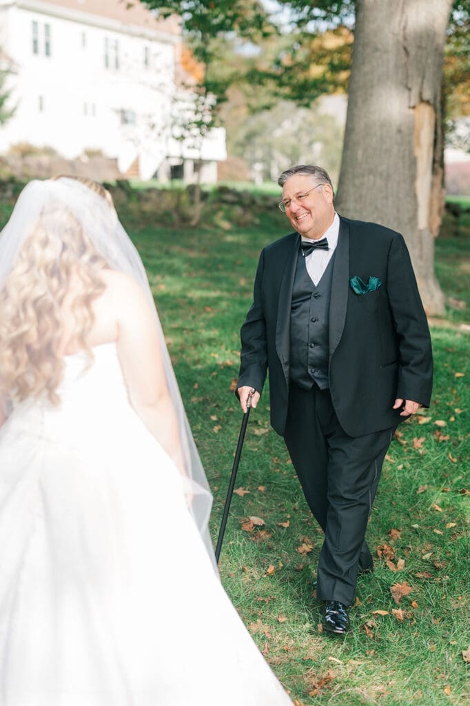 Magdalene and her father share a first look. 