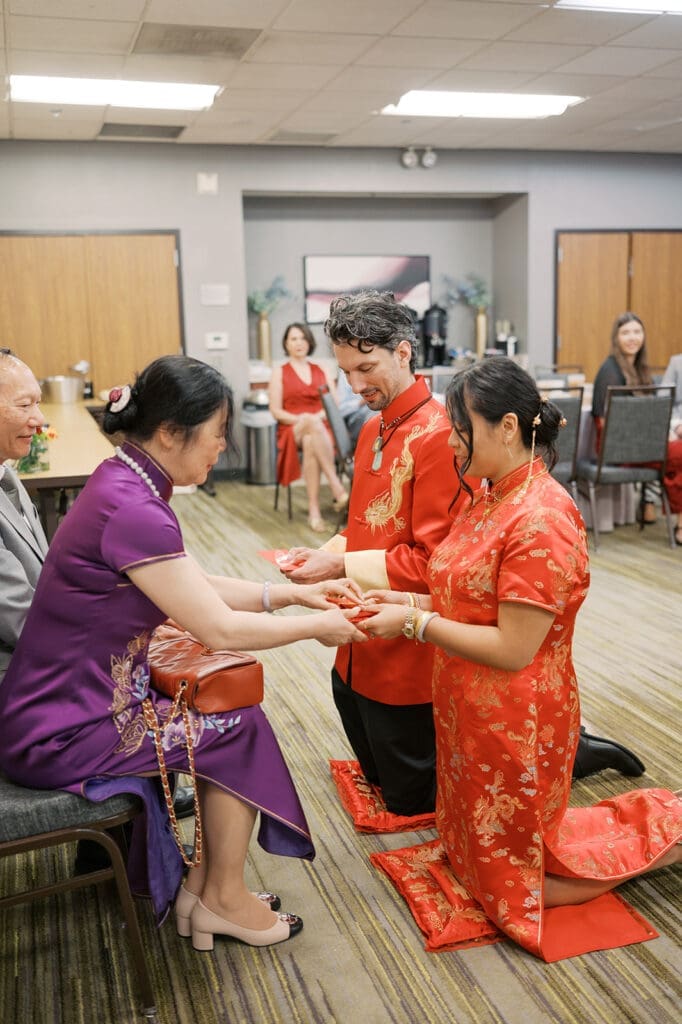 Jewelry is given to the bride as a gift