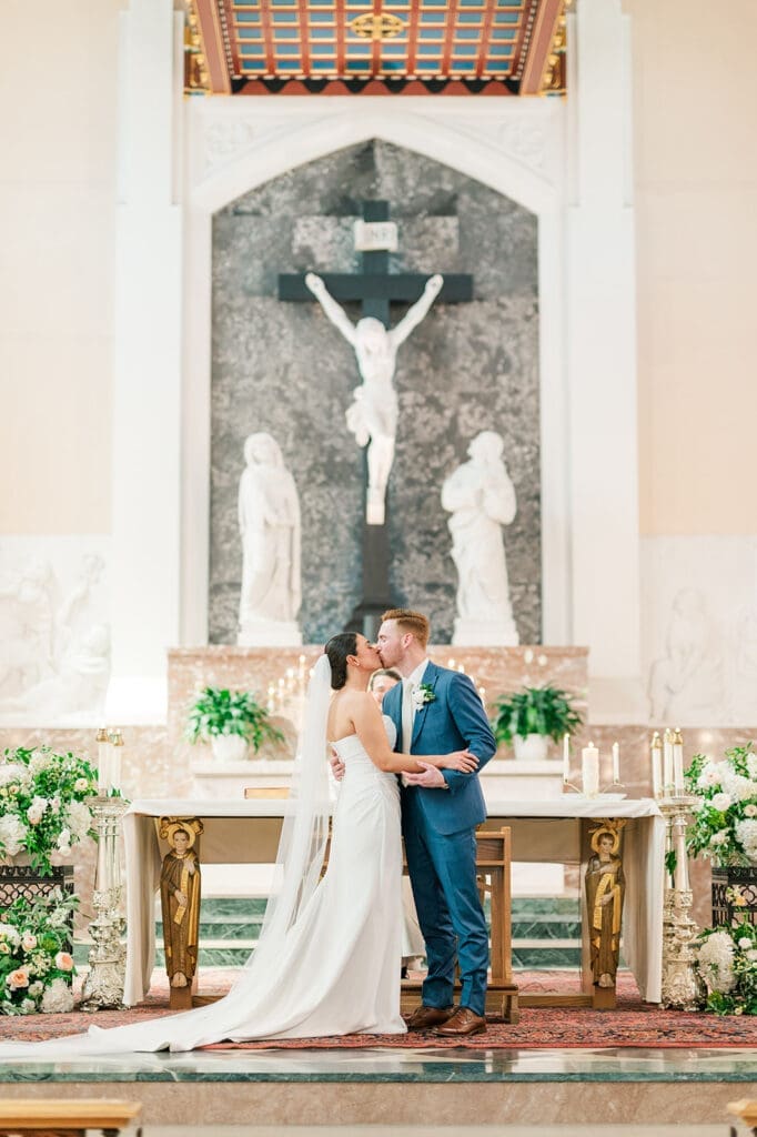 Amy and Conor share their first kiss at their Wampanoag Country Club Wedding